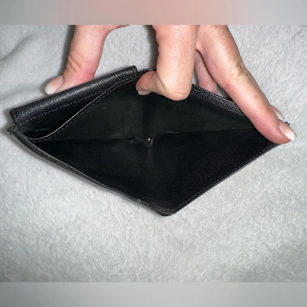 LOUIS VUITTON EPI LEATHER PORTEFEUILLE MARCO BLACK BIFOLD WALLET MADE IN FRANCE